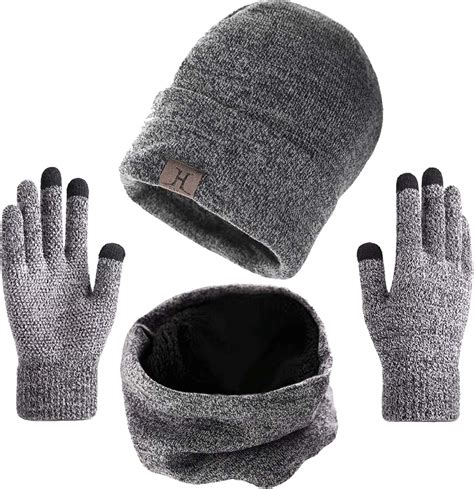 Cappelli e guanti invernali uomo 